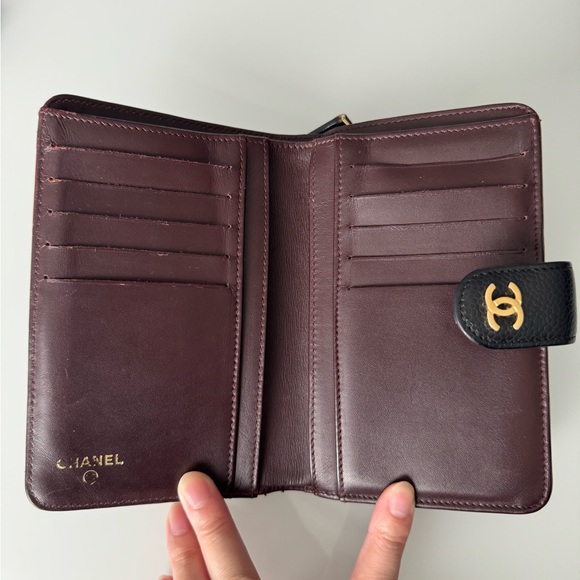 SOLD❌ Authentic Chanel Caviar French Wallet - Picture 3 of 8